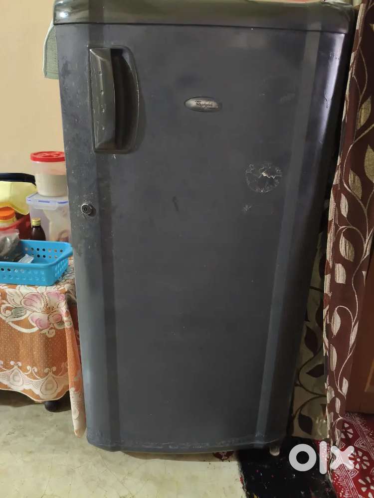 Whirlpool 165L fridge