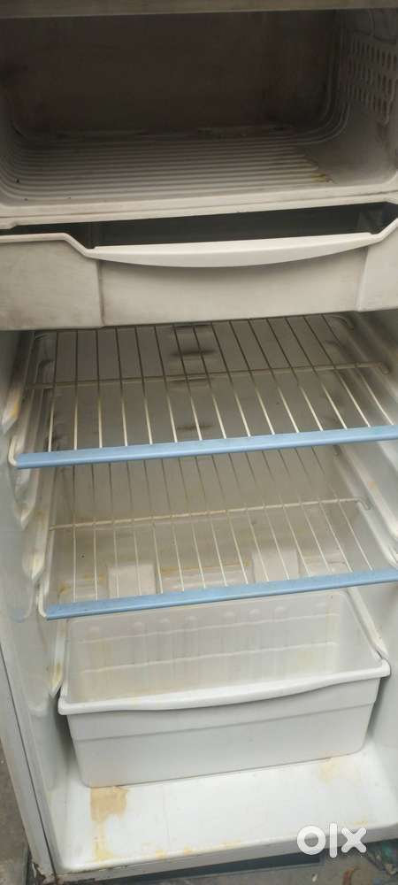 LG REFRIGERATOR