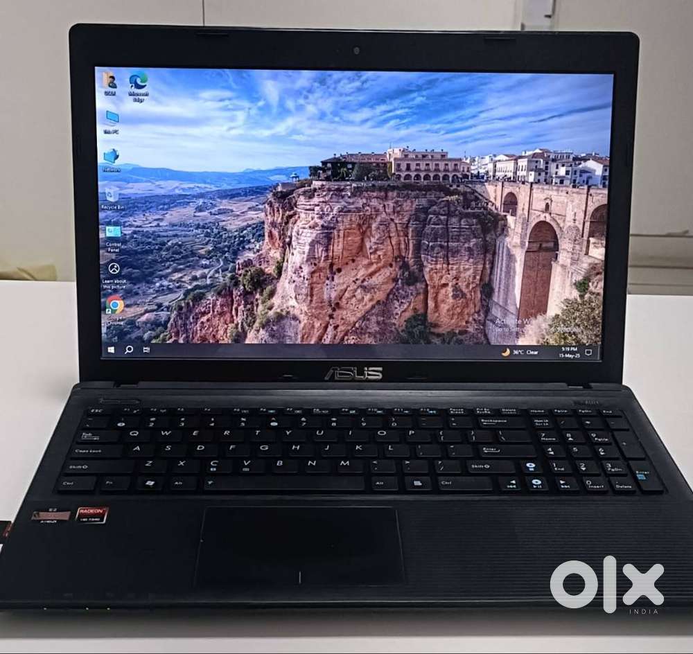 New Condition Asus Laptop Available In Low Price