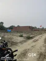 Commissionary awaaz se 500 meter ki Duri per bahut hi acche location