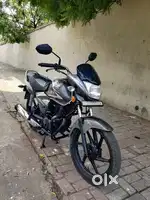 Honda CB shine top condition 1st owner 2017 bs4 model
