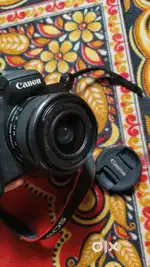 Canon M50 Mirrorless kit lens 15-45mm Camera (Black)