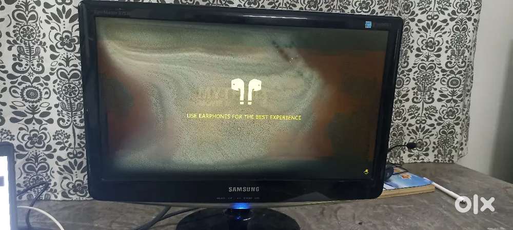 Samsung Monitor with VGA