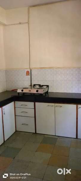 Near Station 1Rk flat available on rent at Chembur Bachelor welcome