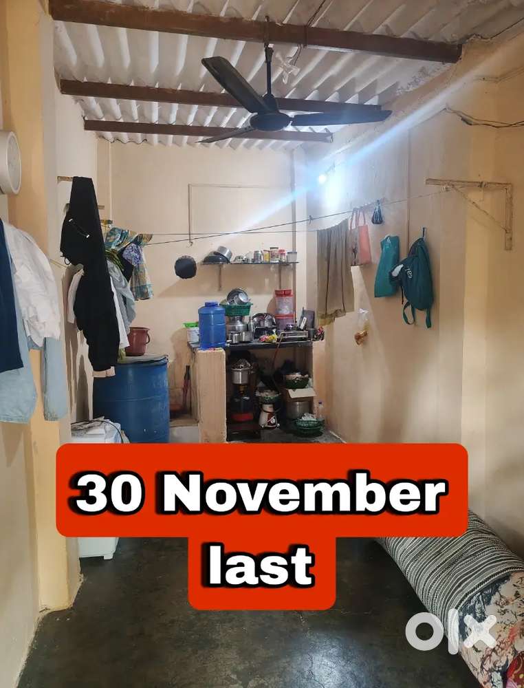 1 RK Room for Sharing PG for Gents in [Santacruz West]