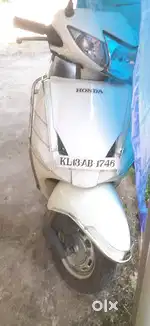 ആക്ടിവ scooter