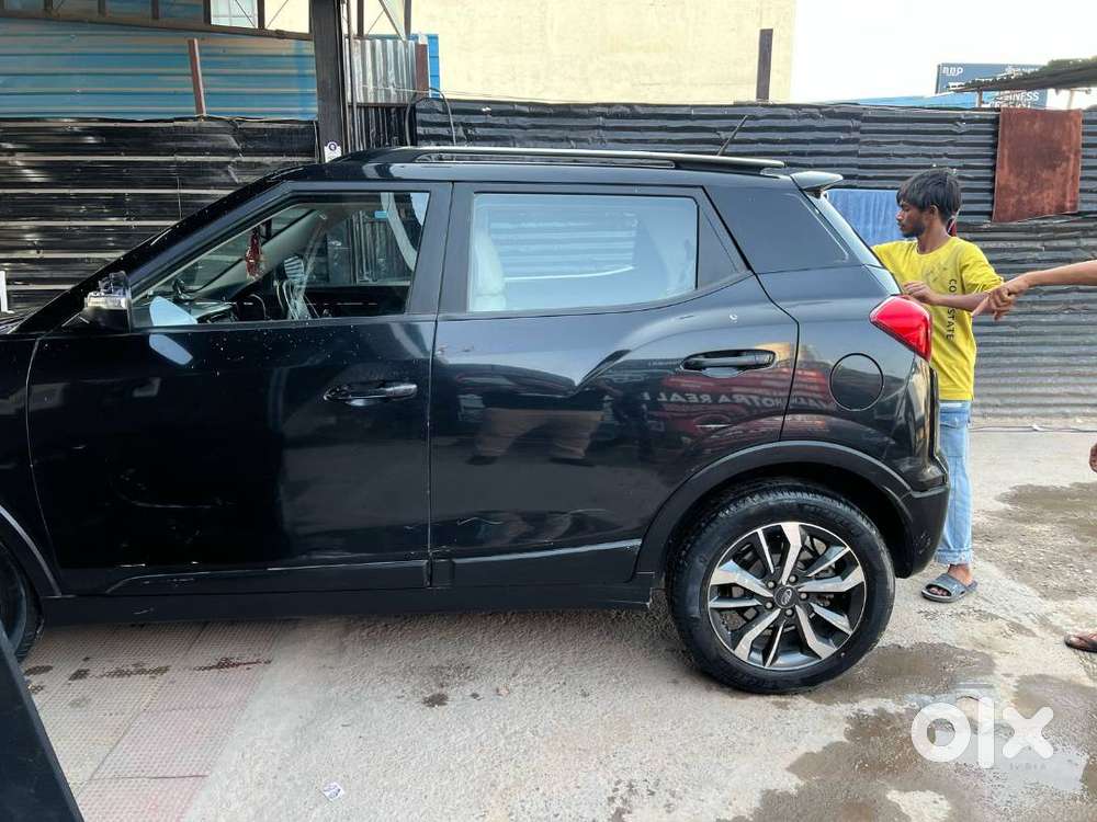 Top variant with all new mahindra features with 8 air bags, cruise etc