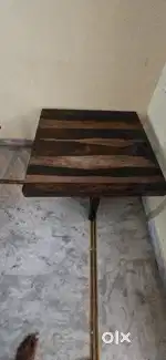 Coffee table with 4 Chairs
