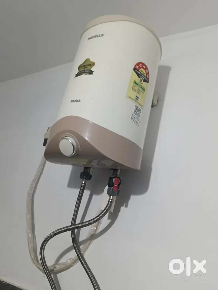 NEW TWO HAVELLS FABIA WATER HEATER  6 LTR FOR SALE