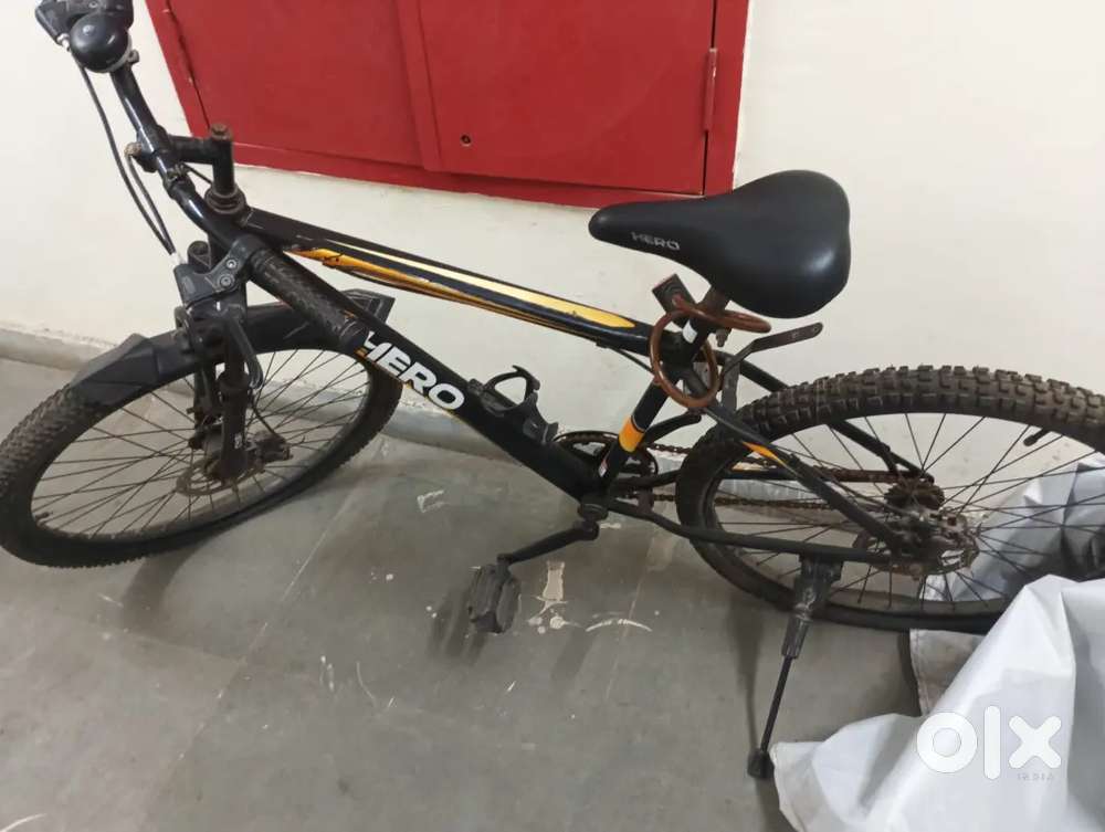 Saikal ki bas thodi si purani hai