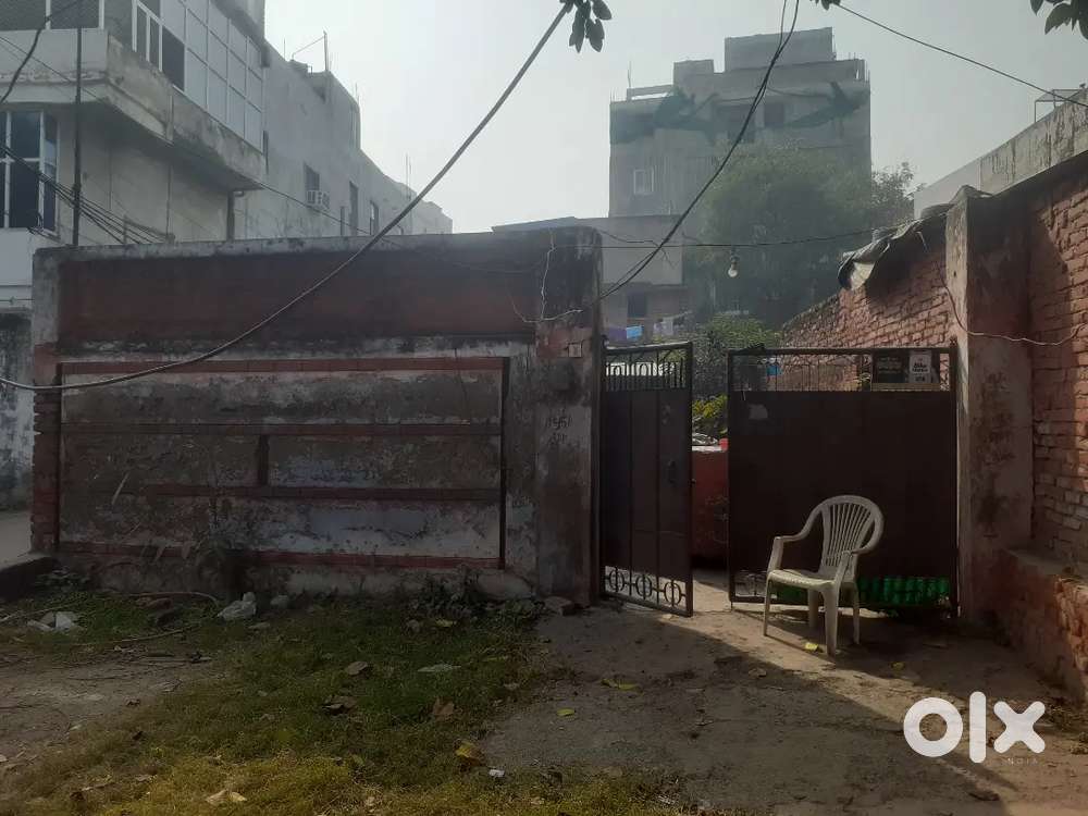 Corner plot in Kakadeo on 200ft road 203 gaz