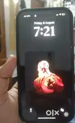 Iphone 15 with e ink case