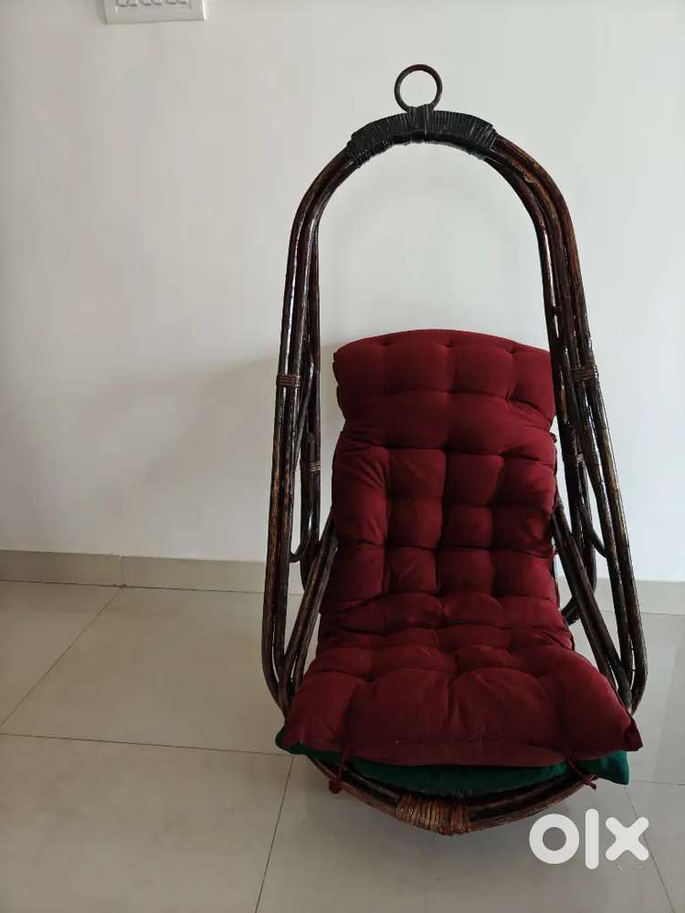 Swing jula with cushion