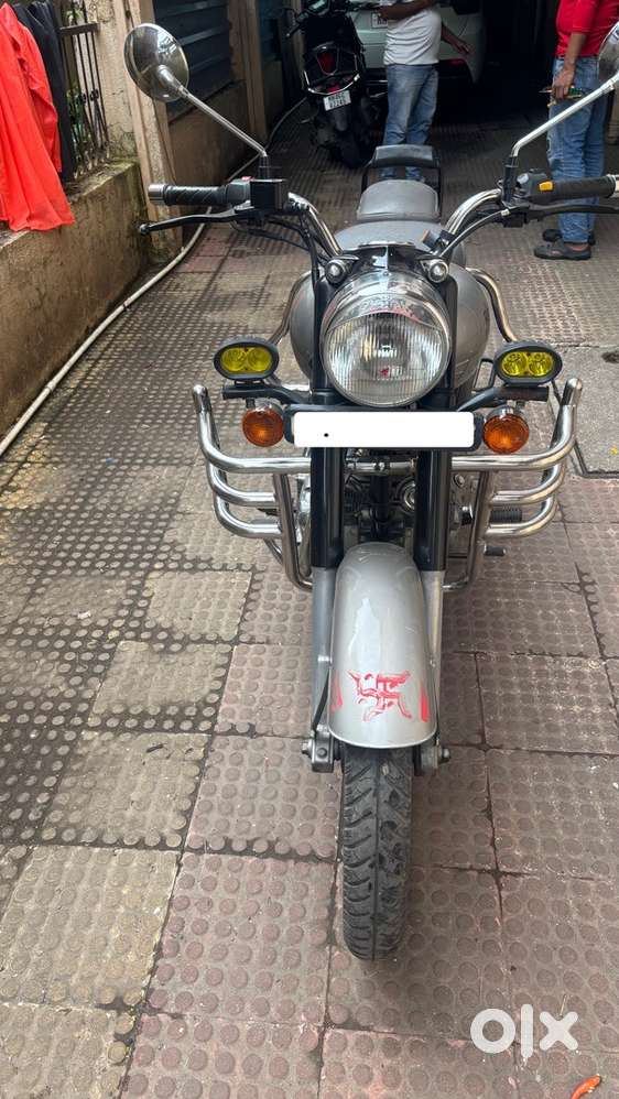 Royal Enfiled Classic 350