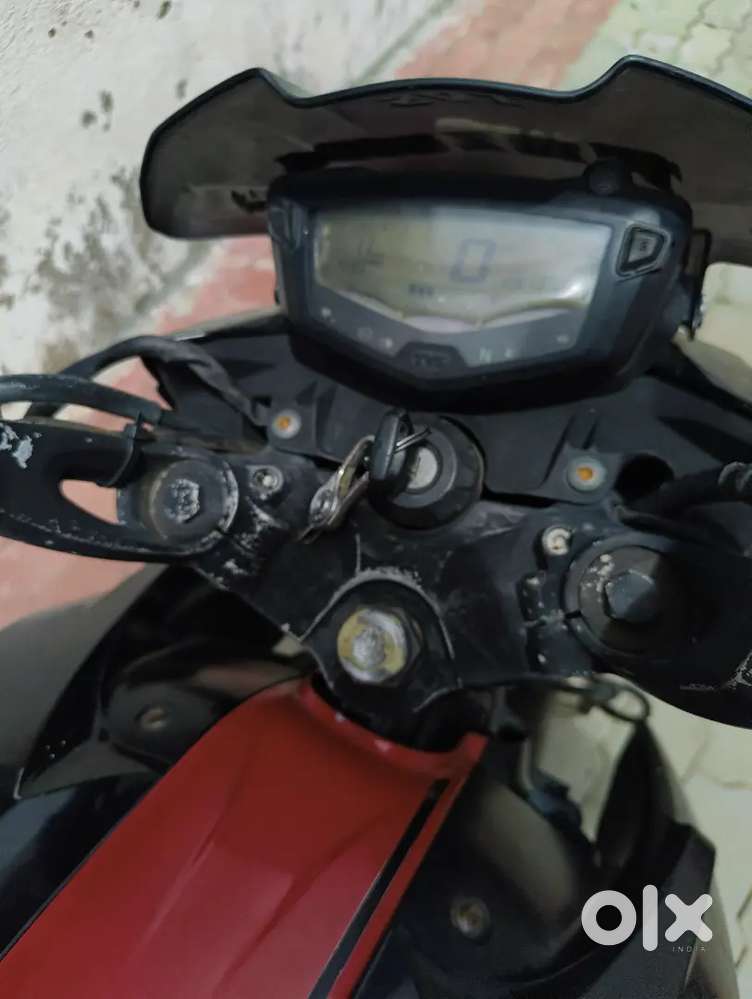 Less riden RTR 200 cc