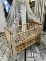 Mee Mee wooden bed