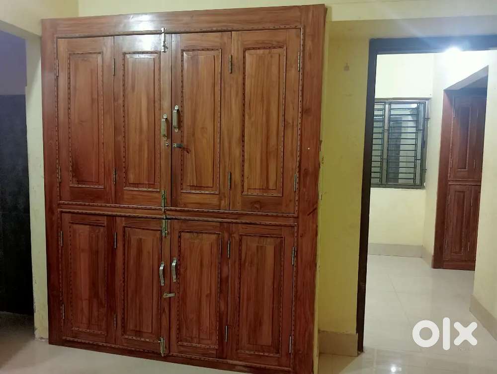 3bhk only family bike parking 2nd floor available