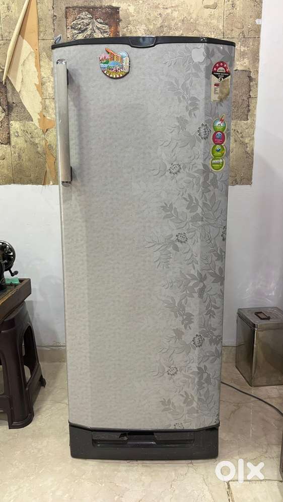 Single Door LG Refrigerator – 5 Star, Excellent Condition