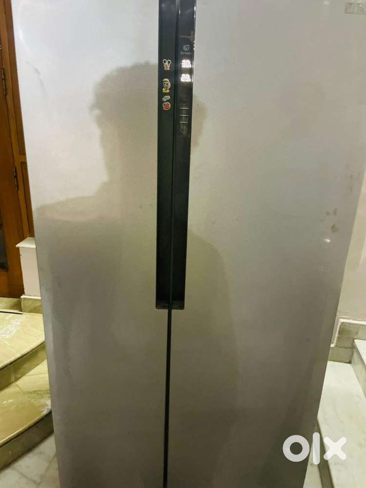 HAIER SIDE BY SIDE REFRIGERATOR 565LTR