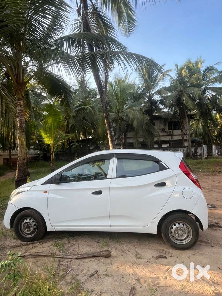 Hyundai EON Petrol 45000 Km Driven