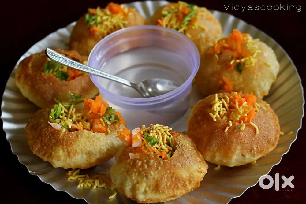 Wanted Female to Cook and sell  panipuri and Chat .