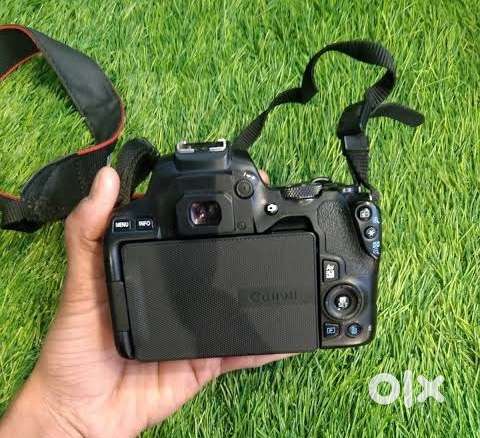 Canon 200D with dual lens for sale