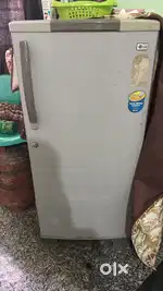 5000 lg 180l fridge
