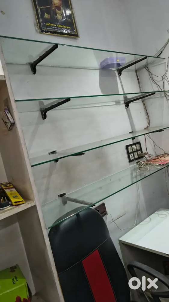 Shop glass shelves
