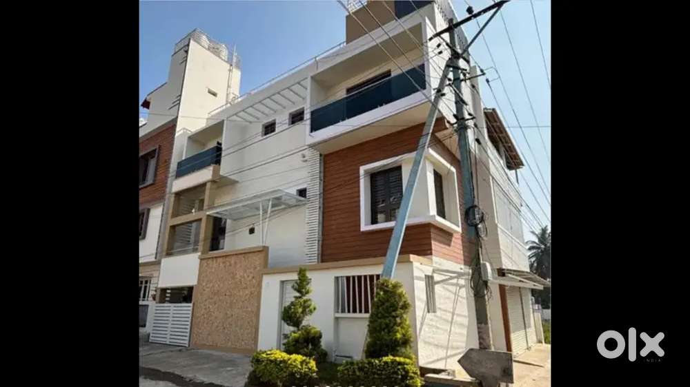 3HOUSES REÑT 50000 AT ALAPAKKAM SUITABLE FOR HOSTEL/OFFICE /GODOWN