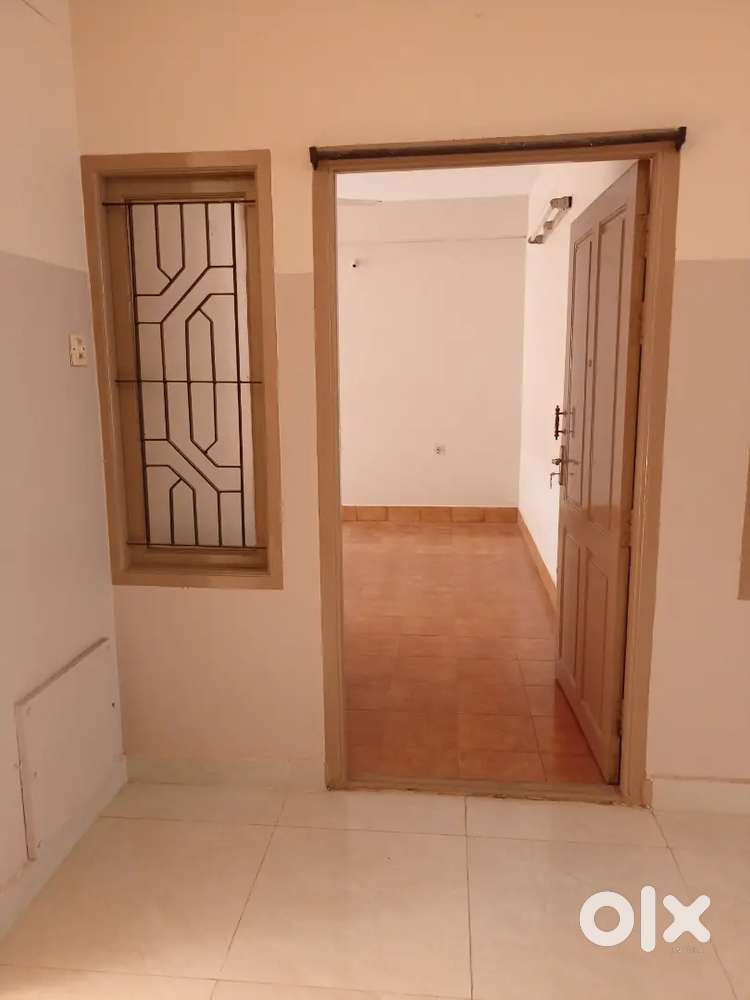 Rent in 13000 and maintenance is ₹1500 totally 15000 and advance 1lakh