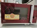 LG MICROWAVE With CONVECTION