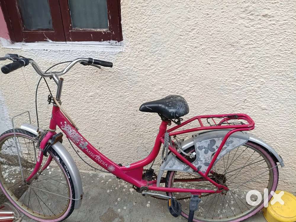 Hero lady Bird miss world cycle