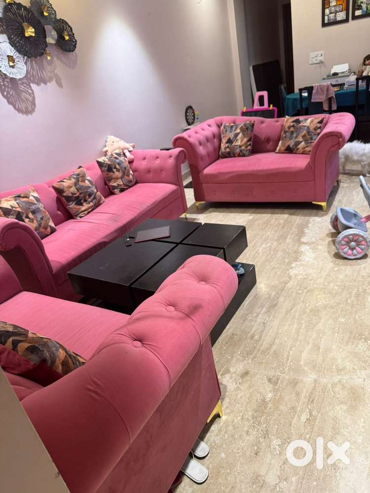 7 seater sofa set (3+2+2) with wooden center table