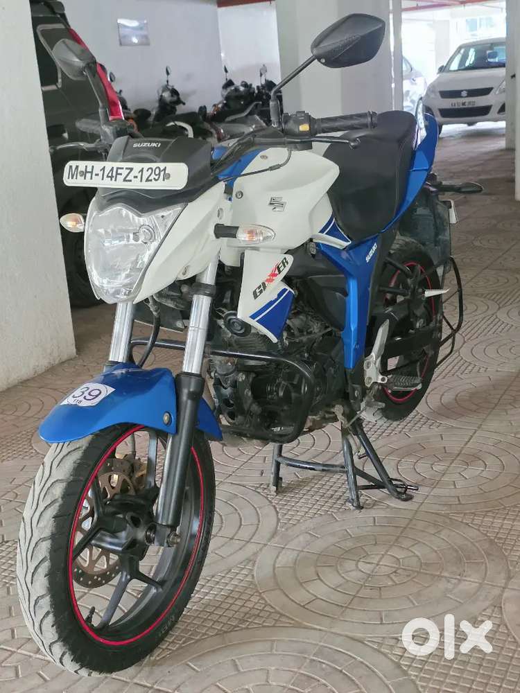 Suzuki Gixxer 155 looks like brand new and stand out colour for sell