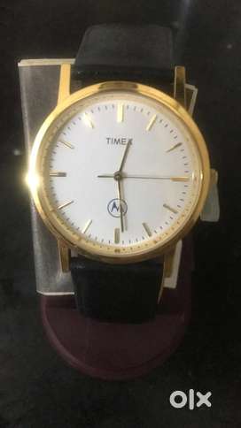 New Timex Mens Watch