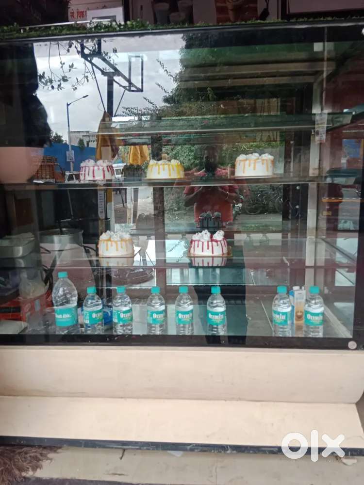 Display Counter with Outdoor 1T,2) Deep Freezer 3) Deep fryer