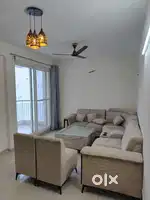 Available 3bhk fully furnished flat on vip road Zirakpur