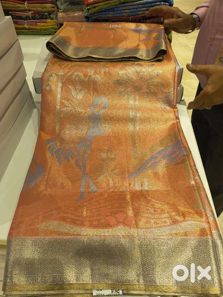 Iam an Anchor..for sarees dresses jwellery