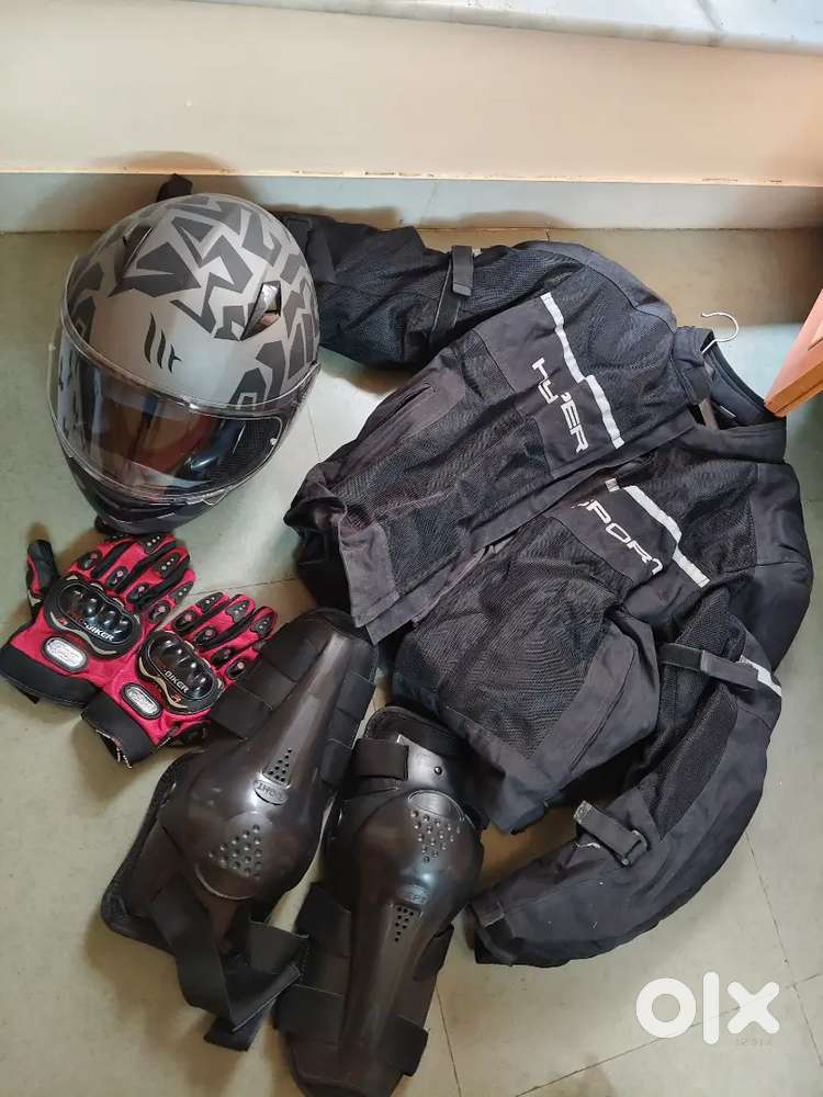 A riding gear kit ( used only once ) almost brand New