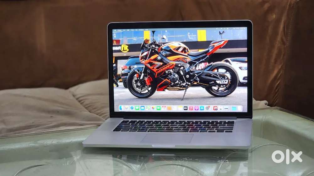 Apple Macbook Pro i7 16GB Ram 128gb Apple SSD 15inch Retina Display