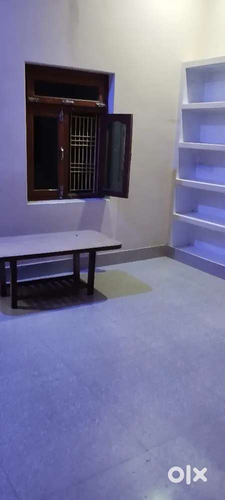 2 bhk available for rent