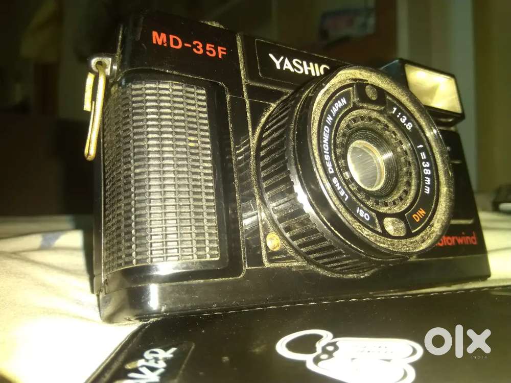 Vintage Charm — Yashica MD-35F Film (Antique)