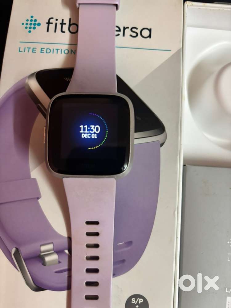 Fitbit versa lite watch