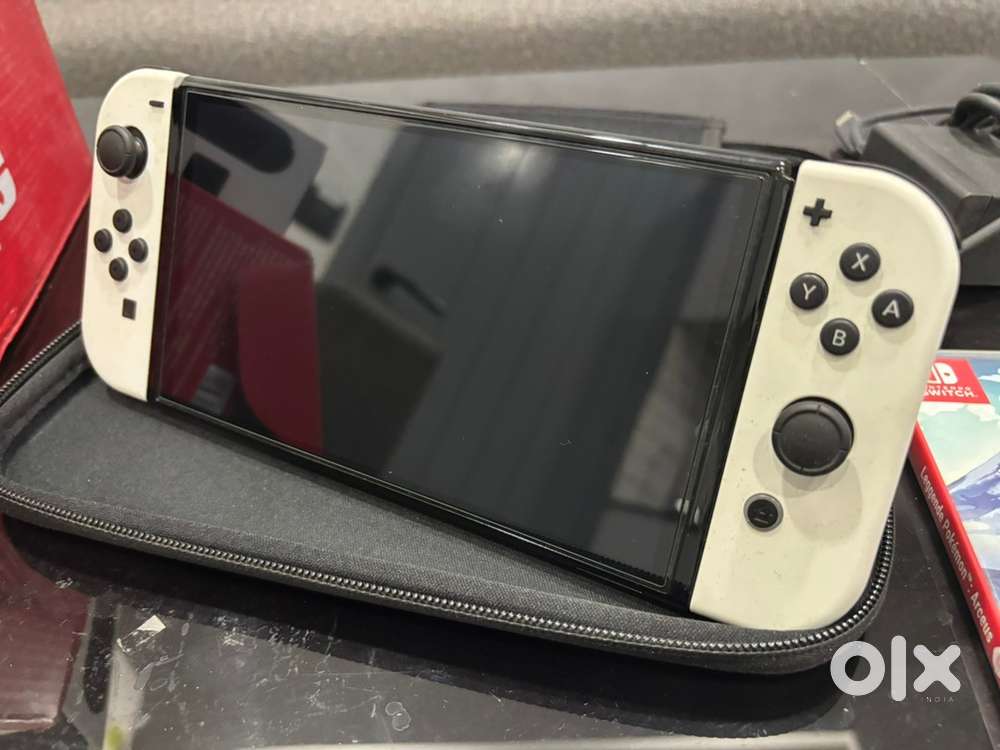 NINTENDO Switch OLED Console with White Joy Con