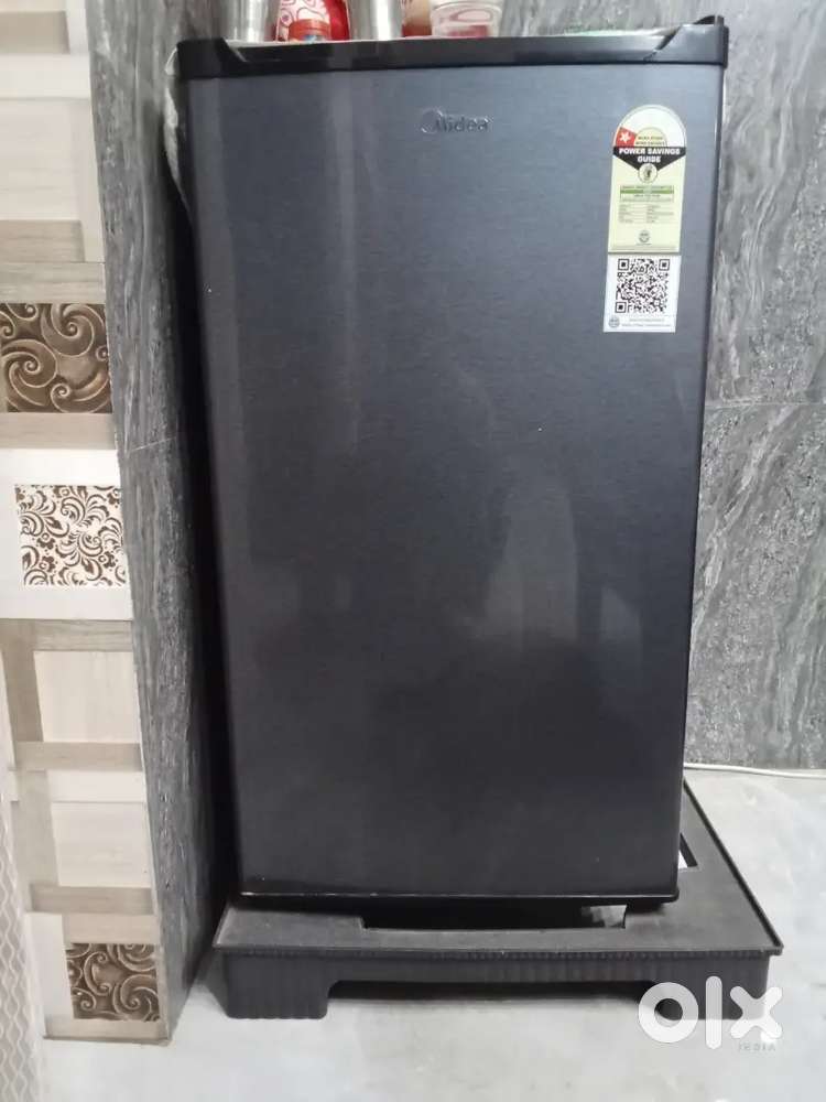 MIDEA Refrigerator