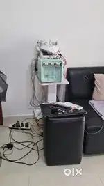 Beauty parlour items