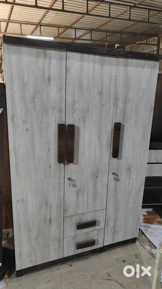 NEW BRAND 3DOOR WARDROBE 4X6FT 16 INCH DEEP DIRECT FACTORY SE