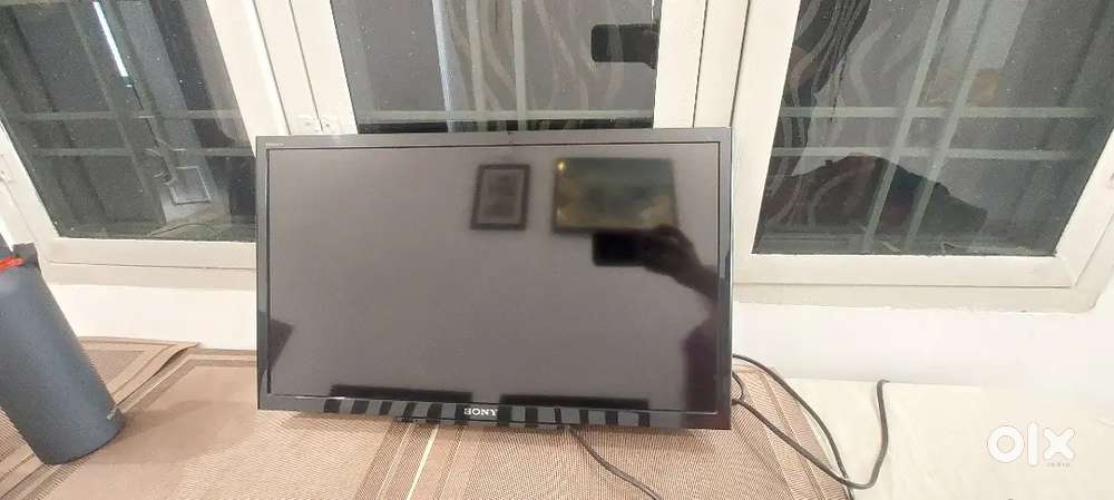 LED TV 24 inches SONY