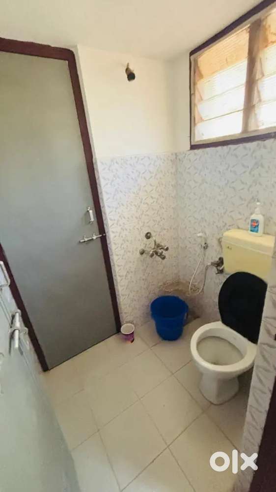 I AM BROKER)CALL DIRECTLY. BEJAI AJHOSPITAL ROAD KUNTIKANA 2BHK HOUSE