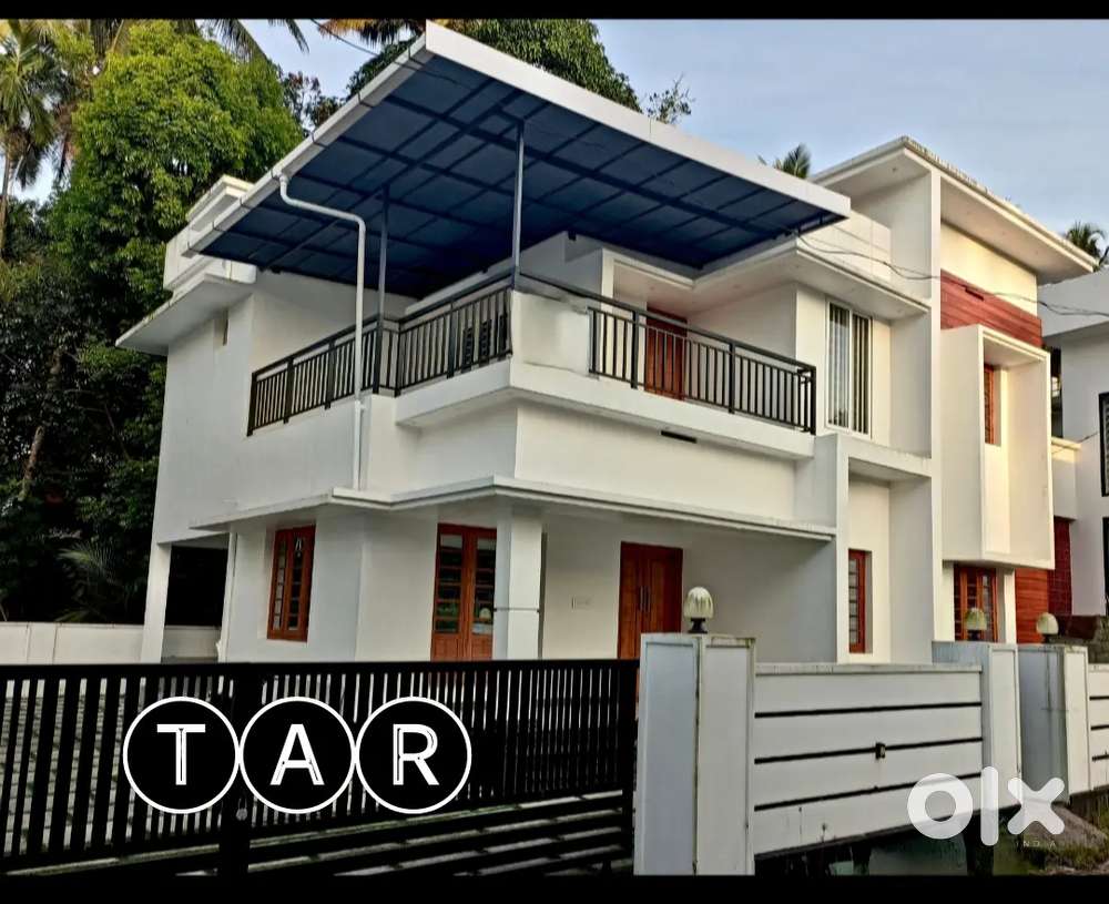 Kookenchery / 03 Bhk House / Brand New